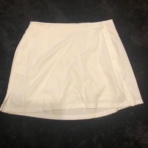 Nike Women's XL white Skort skirt shorts athletic golf new